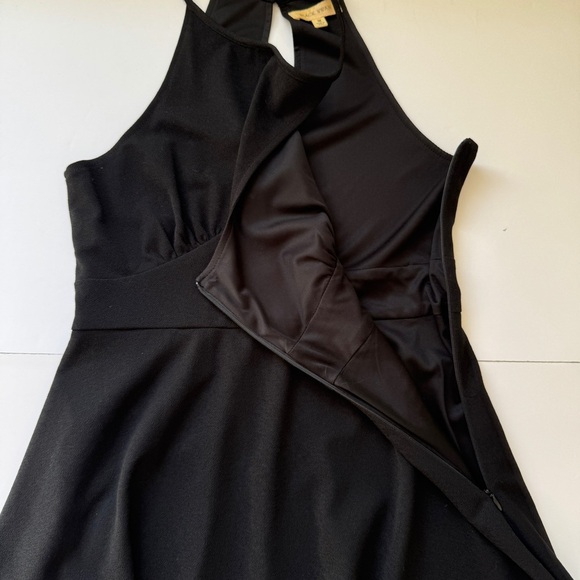 Black Swan Mini Dress Little Black Dress LBD Racerback Keyhole Lined Sz M - Picture 12 of 13
